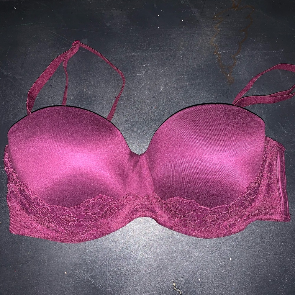 VS Victoria’s Secret Body by Victoria strapless Branstraps incl 32D Raspberry